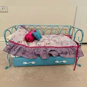 Retired American Girl Curlicue Trundle Daybed